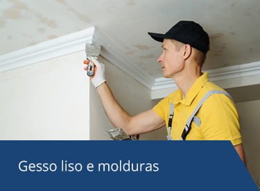 Gesso liso e molduras